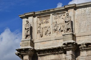 Bassorilievo raffigurante Costantino e i barbari