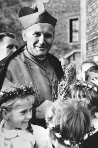Wojtyla Cardinale in un villaggio di Cracovia nel 1978