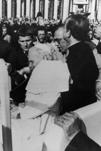 L'attentato a Giovanni Paolo II a Piazza San Pietro il 13 maggio del 1981