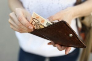 Bonus 500 euro 18enni: come funziona e come richiederlo