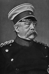 Ritratto di Otto von Bismarck, mente della Triplice Alleanza