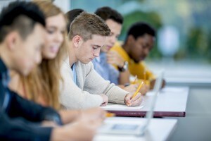 Versione latino di Cicerone seconda prova maturità: aiuto per la traduzione