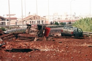 23 maggio 1992: foto della strage di Capaci