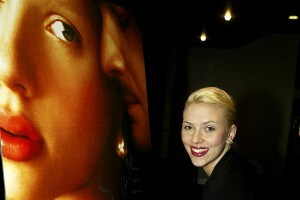 Scarlett Johansson è "La ragazza con l'orecchino di perla"
