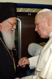 Assisi: Giovanni Paolo II e Bartolomeo I in occasione della giornata di preghiera per la pace