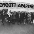 Manifestanti anti-apartheid