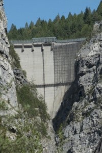 Foto della diga del Vajont, scattata nel 2013