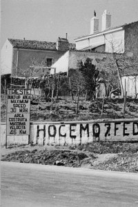 Marzo 1946: graffiti dei sostenitori di Tito a Trieste