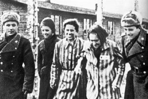 Foto della liberazione del campo di Auschwitz