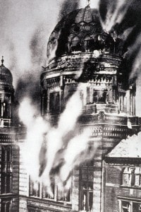 Sinagoga di Essen devastata dai nazisti il 9 novembre 1938