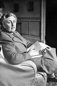 Agatha Christie (1890 - 1976)