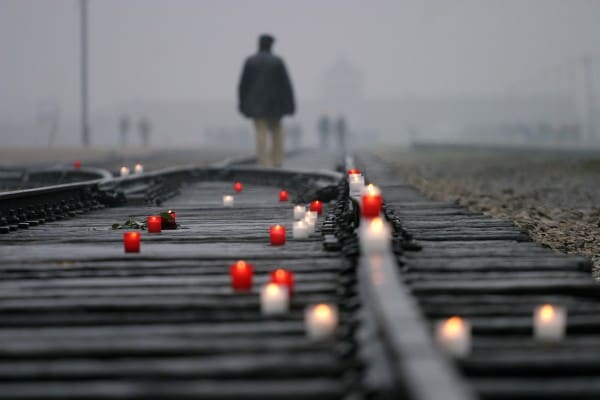 Giorno della memoria: potrebbe verificarsi un nuovo Olocausto?