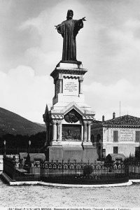 Monumento ad Arnaldo da Brescia
