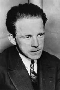 Werner Karl Heisenberg, Premio Nobel per la Fisica 1932, è conosciuto per aver scoperto il principio di indeterminazione nella fisica quantistica