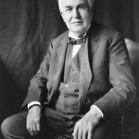 Thomas Edison: biografia e scoperte dell'inventore della lampadina