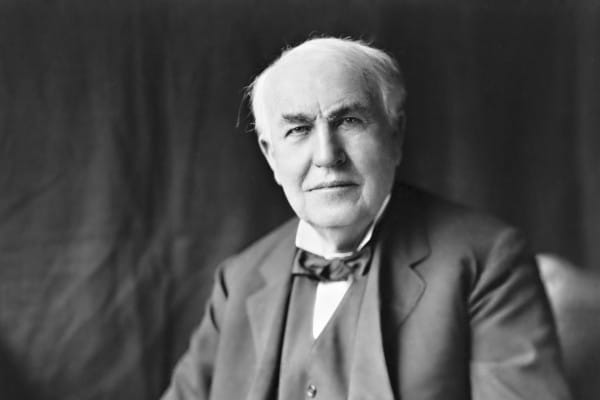 Thomas Edison: biografia e scoperte dell'inventore della lampadina