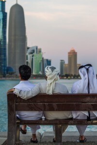 Con la globalizzazione, l'Oriente e l'Occidente si incontrano sempre più spesso nella vita quotidiana e nel business