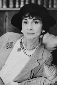 La stilista francese Coco Chanel nel 1962