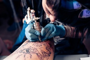 Come diventare un tatuatore professionista?