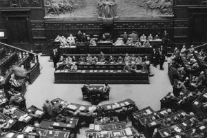 La politica in Italia nel secondo dopoguerra: riassunto