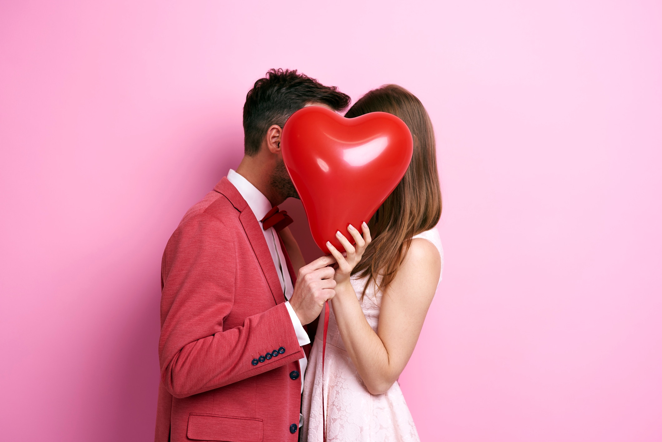 Mount Bank beads loan San Valentino: frasi e aforismi d'amore da dedicare a chi si ama |  Studenti.it