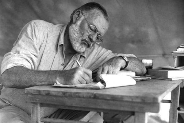 Il vecchio e il mare di Hemingway: trama, significato e commento