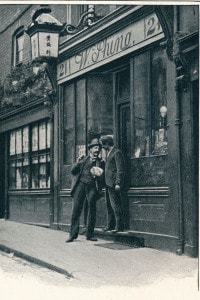 Negozio cinese a Londra, 1900