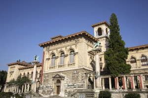 Università di Losanna, Svizzera. Qui, Pareto insegnò economia politica nel 1893