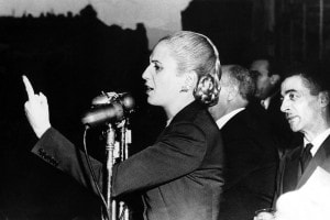 Discorso elettorale di Eva Peròn durante le manifestazioni a Buenos Aires nel 1951