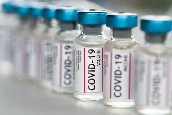 Vaccino Covid per gli adolescenti: cosa sappiamo finora