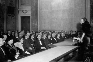 Margherita Sarfatti: biografa di Mussolini. Conferenza su: "Lo stile di vita nell'Italia di Mussolini nel XX secolo"