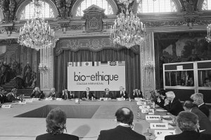 Conferenza sulla bioetica al Palazzo Eliseo, 1985
