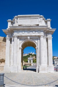 Arco Clementino di Ancona realizzato da Luigi Vanvitelli
