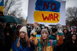 Manifestazione a Washington contro la guerra in Ucraina
