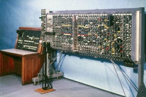 Pilot Model ACE (Automatic Computing Engine) di Alan Turing: progettato e costruito presso il National Physical Laboratory, Middlesex tra il 1949 e il 1950
