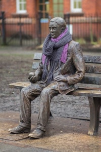 Monumento dedicato ad Alan Turing. Sackville Park nel Gay Village di Manchester