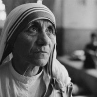 Madre Teresa di Calcutta: vita e pensiero della religiosa diventata santa nel 2016