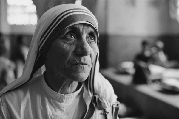 Madre Teresa di Calcutta: vita e pensiero della religiosa diventata santa nel 2016