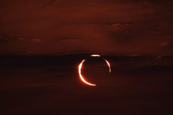 Eclissi solare: cos'è, come funziona, come vederla