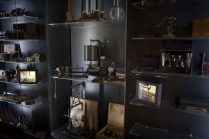 Museo Cesare Lombroso a Torino: nella foto, gli strumenti utilizzati dall'antropologo e criminologo italiano