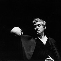 Hamlet's Soliloquy: spiegazione in inglese del dilemma di Amleto