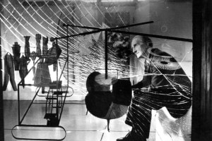 Duchamp visto attraverso "La sposa messa a nudo dai suoi scapoli", nota come "Il grande vetro"