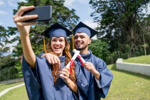 Orientamento universitario 2023: quali lauree ti fanno guadagnare meglio